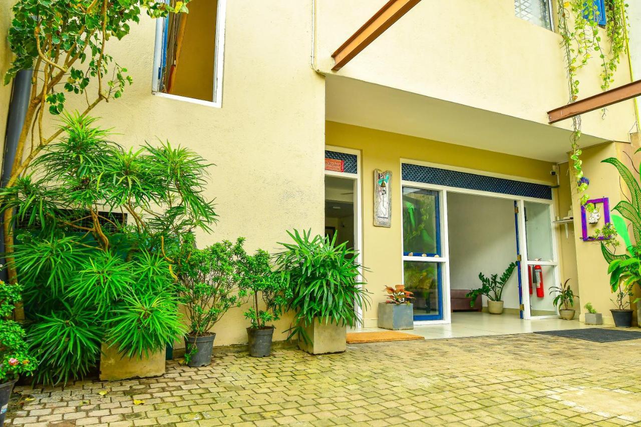 Blackberry Villa Коломбо Екстериор снимка